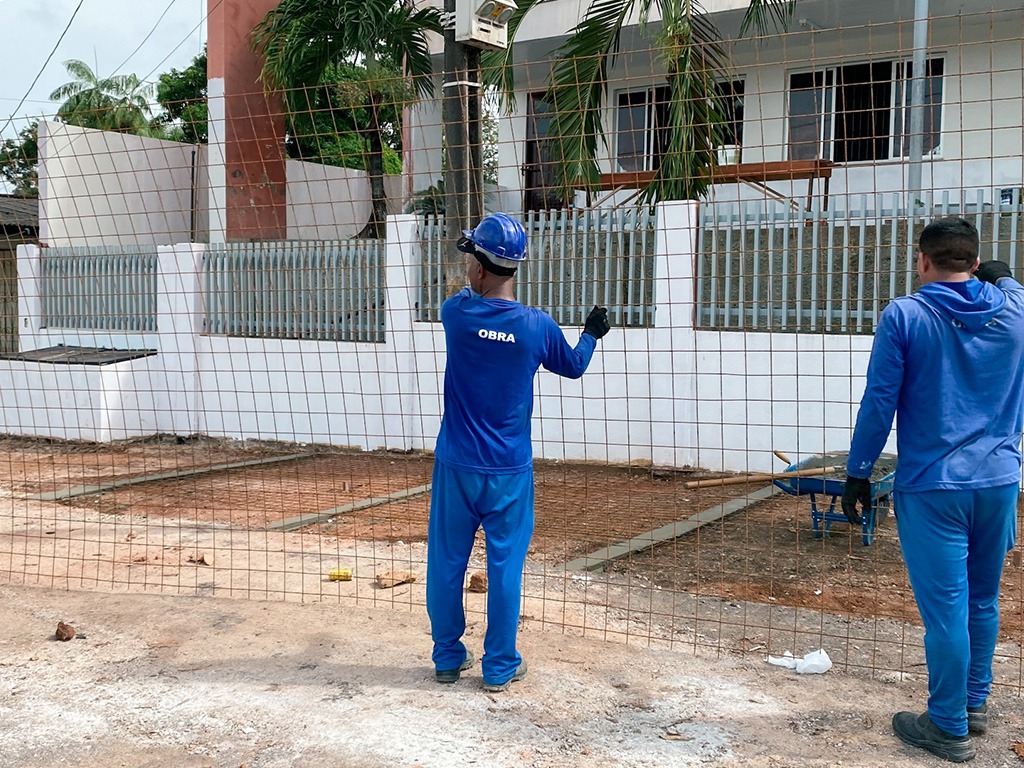 Escola Augusto dos Anjos